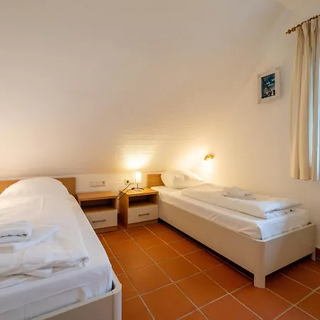 Rugana - Komfort Mit 2 Schlafzimmern Und Terrasse C29